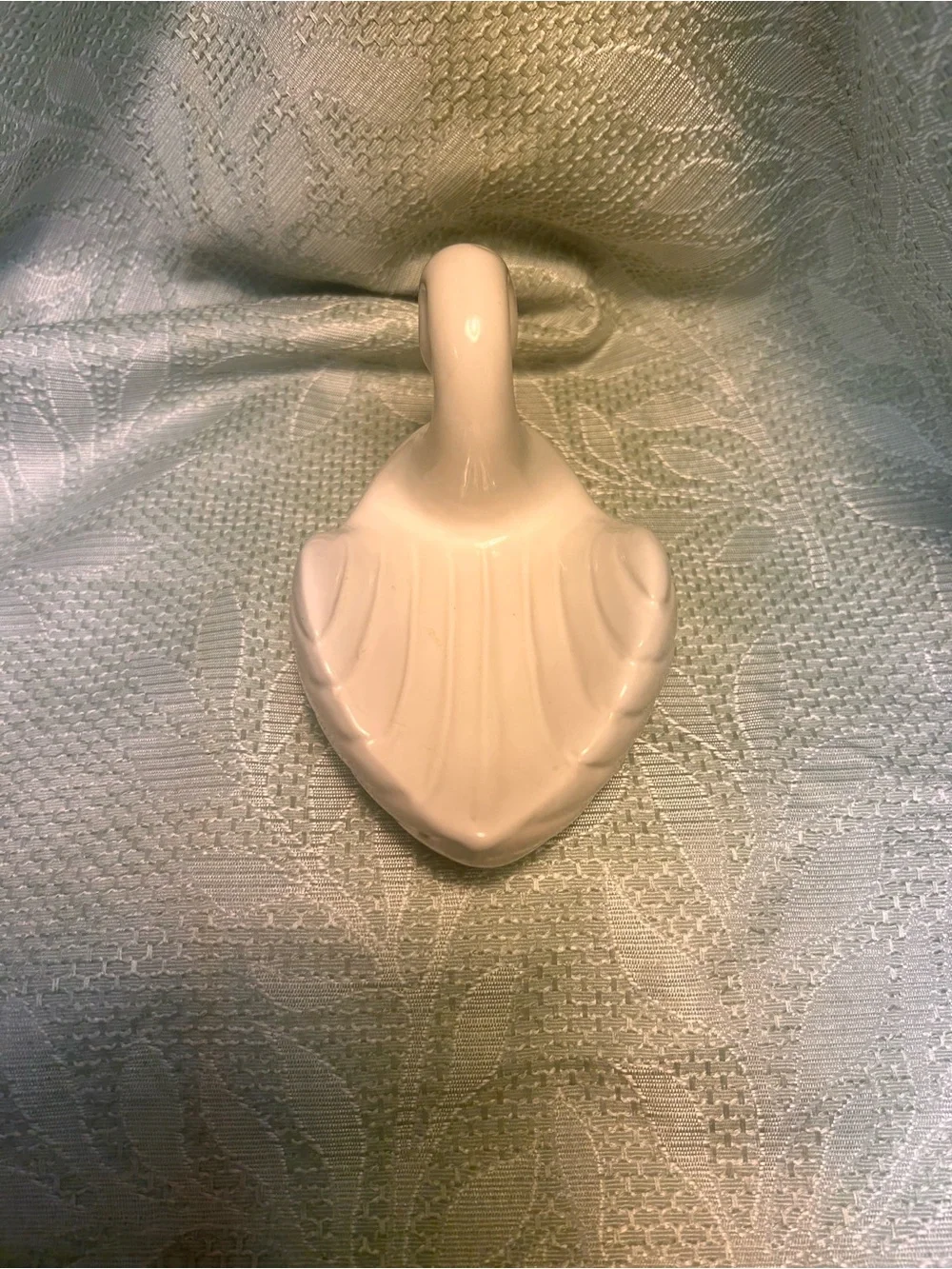 White Ceramic Swan Figurine Soap Dish